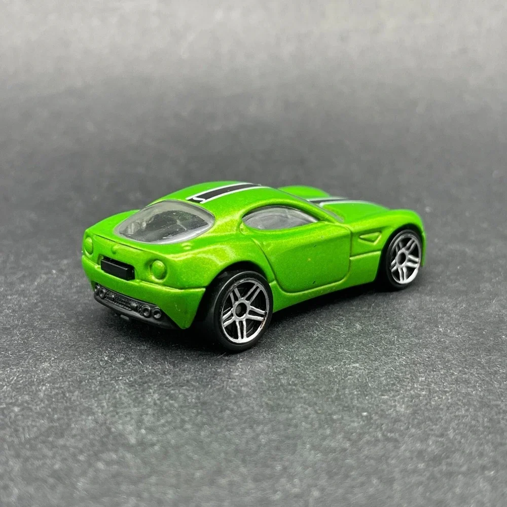 Hot Wheels Alfa Romeo 8c Competizione Green Car Vehicle Diecast 1/64 Scale‎